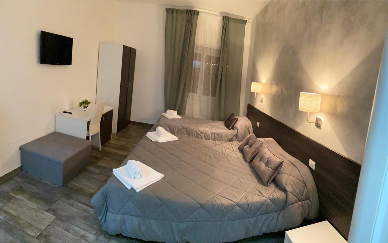 Tiburtina Inn Guest House Rome Extérieur photo